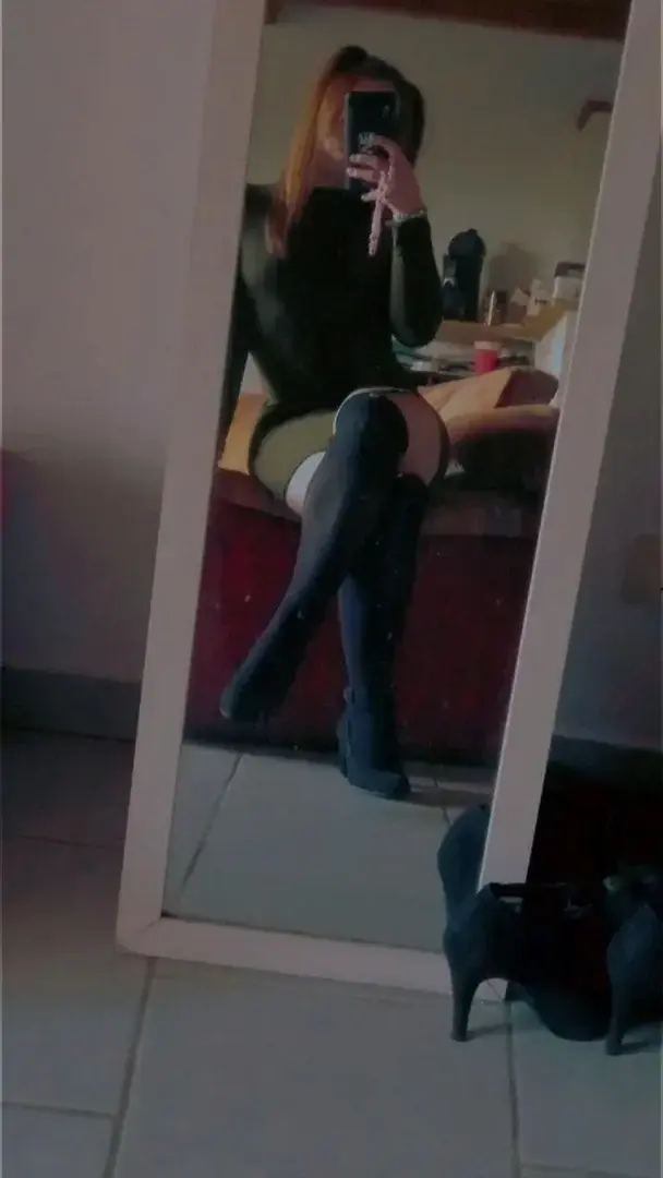 Leak & nude 12 — Papillonchnille