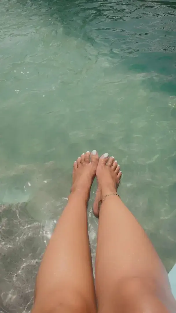 Photo de couverture de Yourprettylittlefeet_