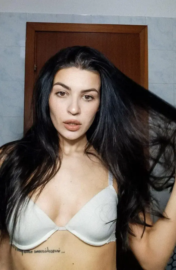 Lulla_sololulla — média 7 | French Modèles