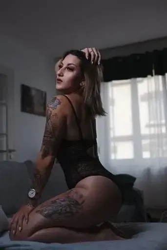 Girliiiin - Photo exclusive MYM 5 | French Modèles