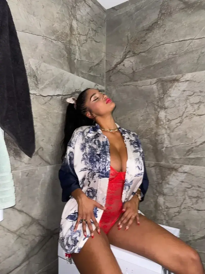 Leak & nude 3 — Zayem