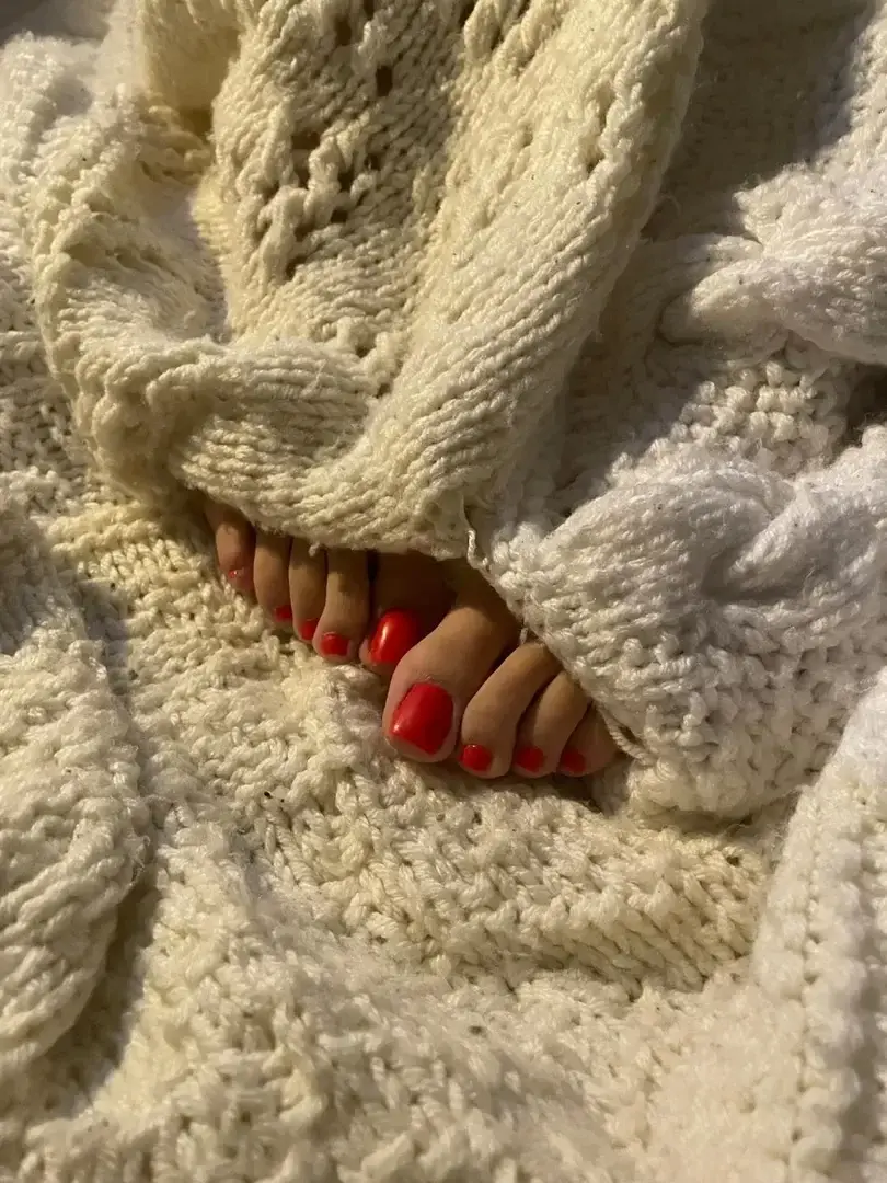 Leak & nude 2 — Lespiedsdecassandra