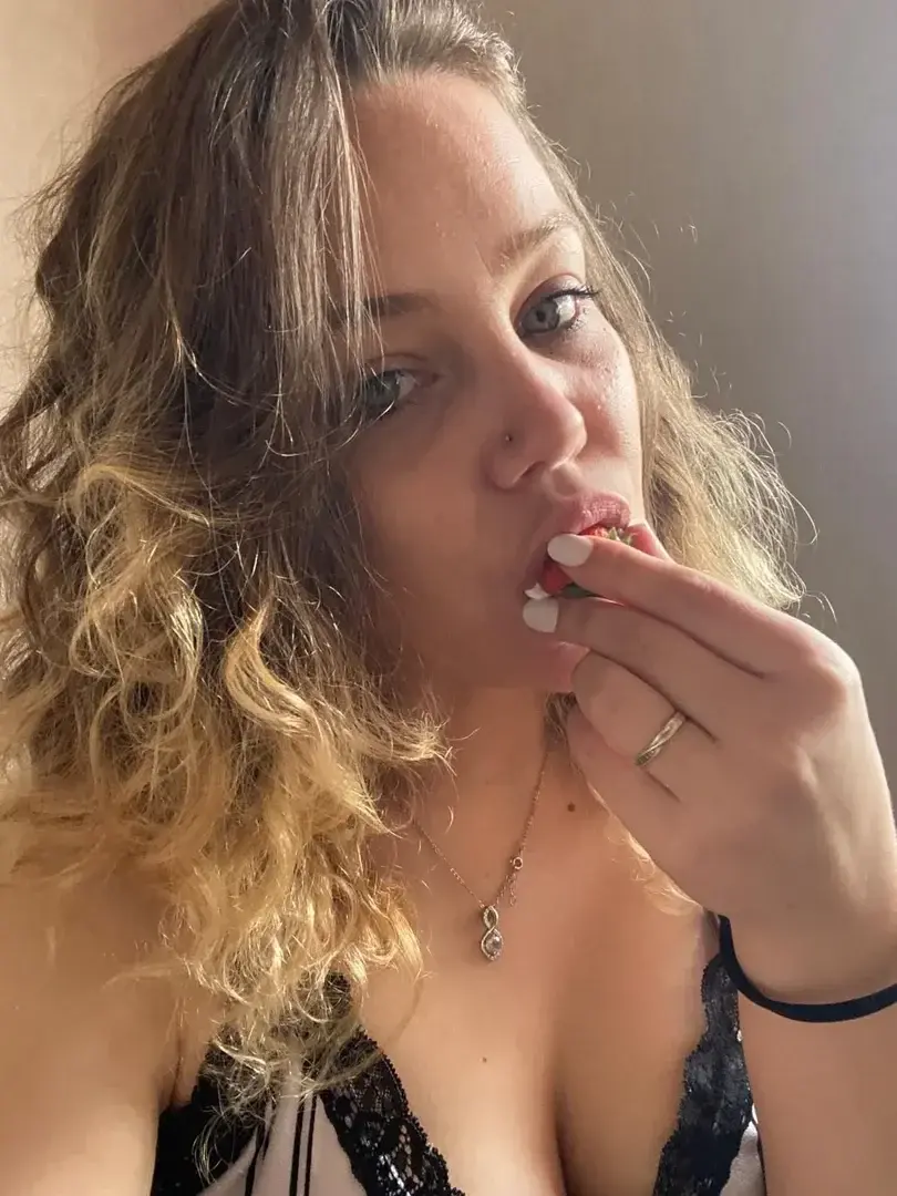 Leak & nude 9 — Ariel_hot