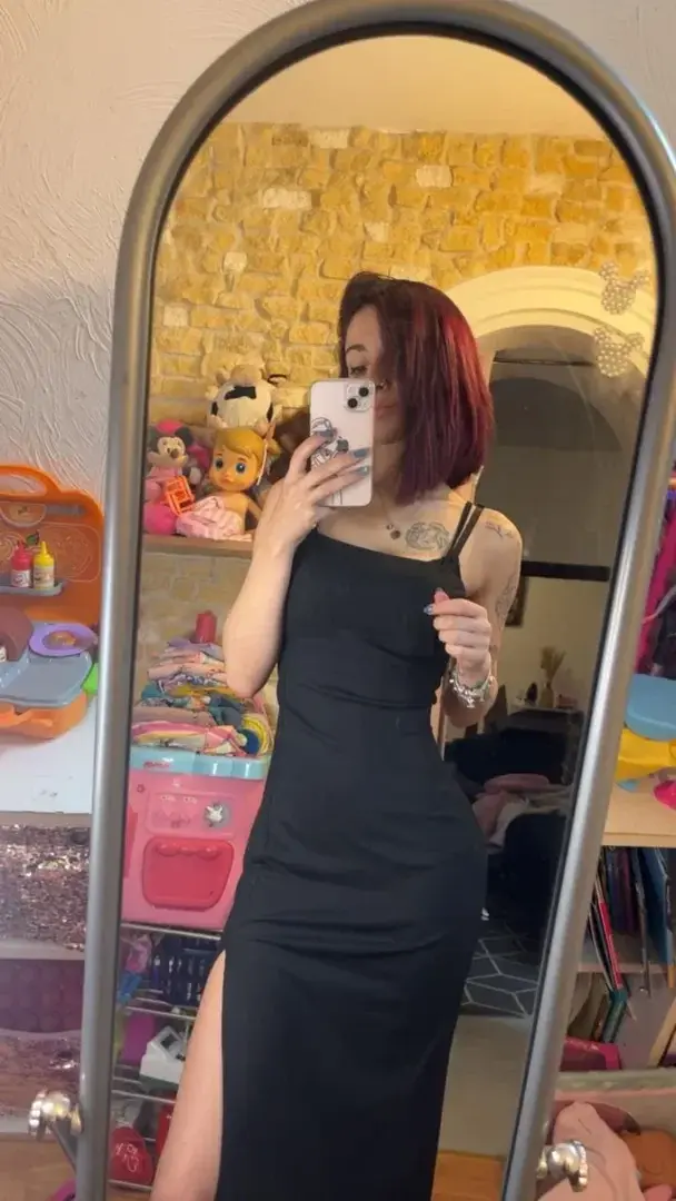 Piedsparfaites - Photo exclusive MYM 1 | French Modèles