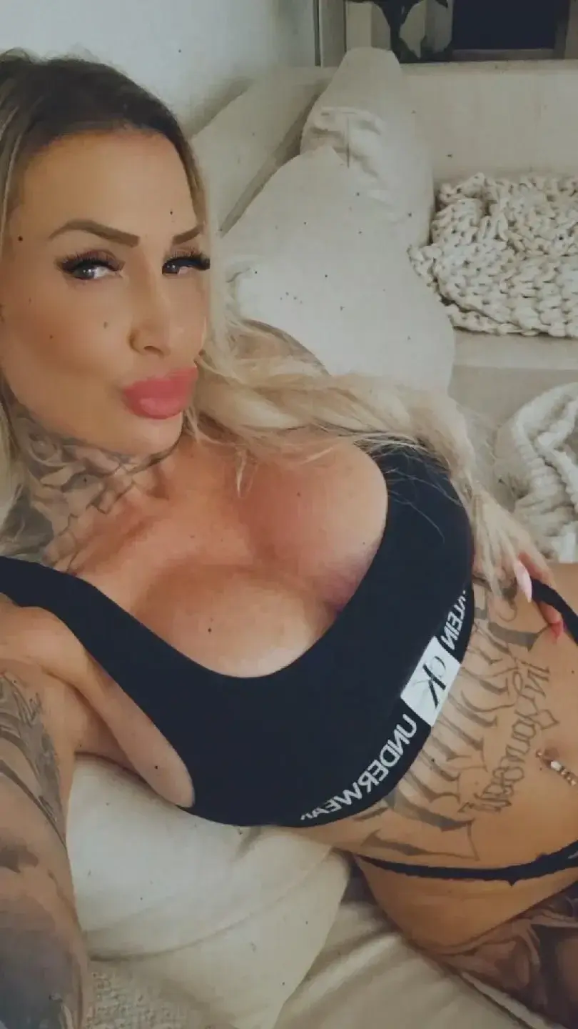 Leak & nude 4 — Amandahard