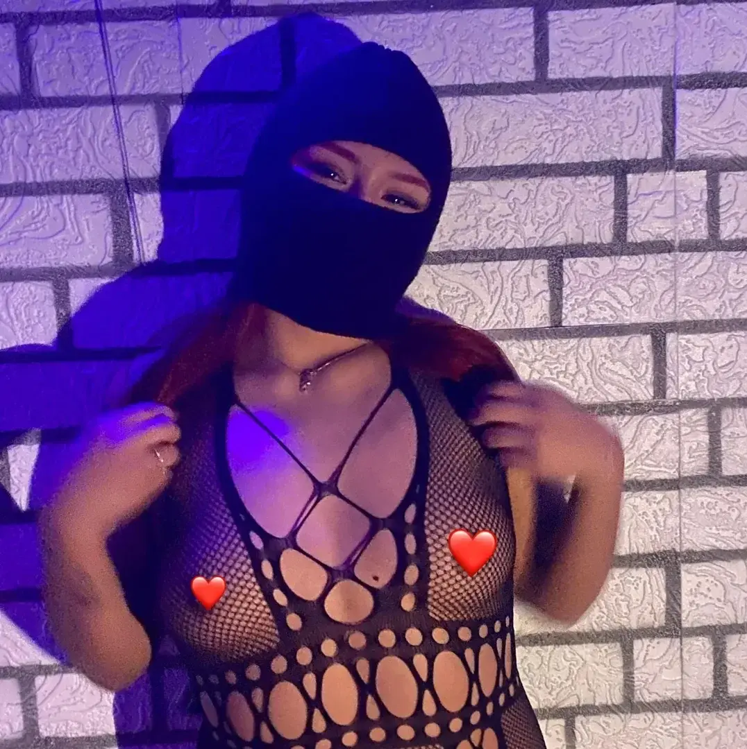 Leak & nude 2 — Malucci69