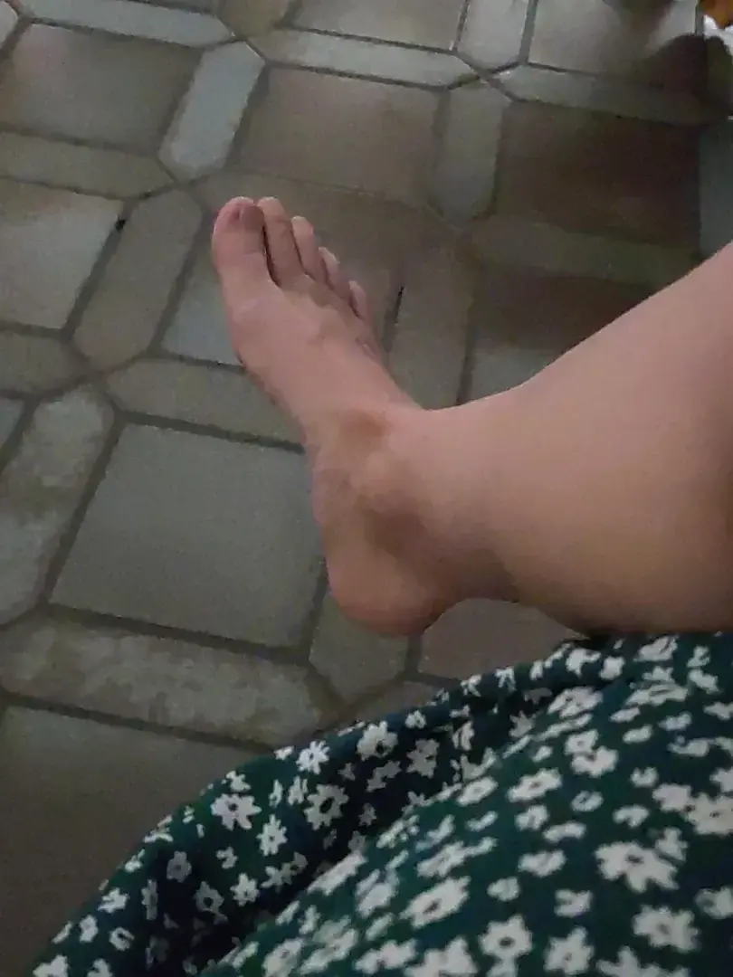 Photo de couverture de Emma_feet_natural
