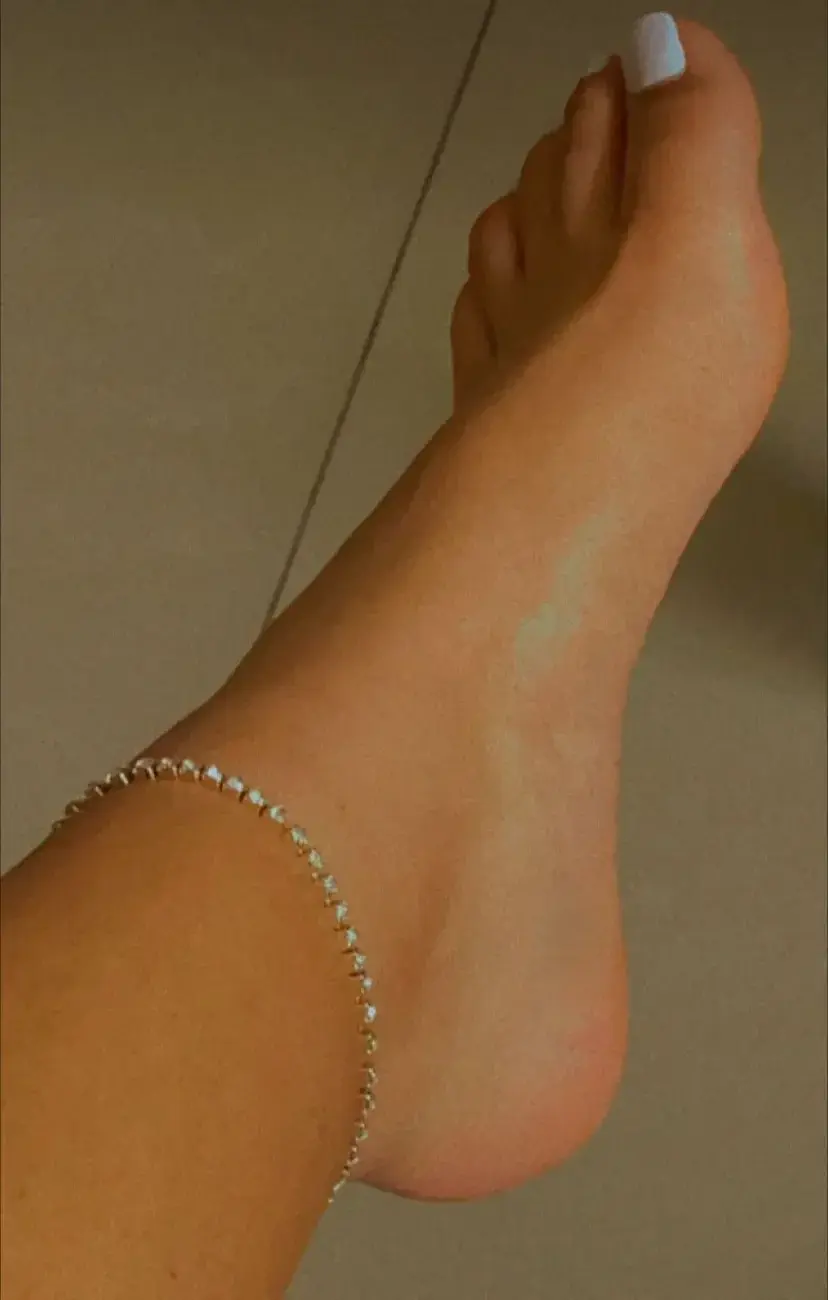 Leak & nude 2 — Piedsparfait44