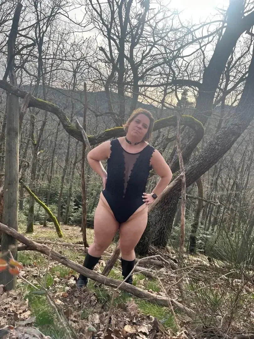 Leak & nude 4 — petitepanda