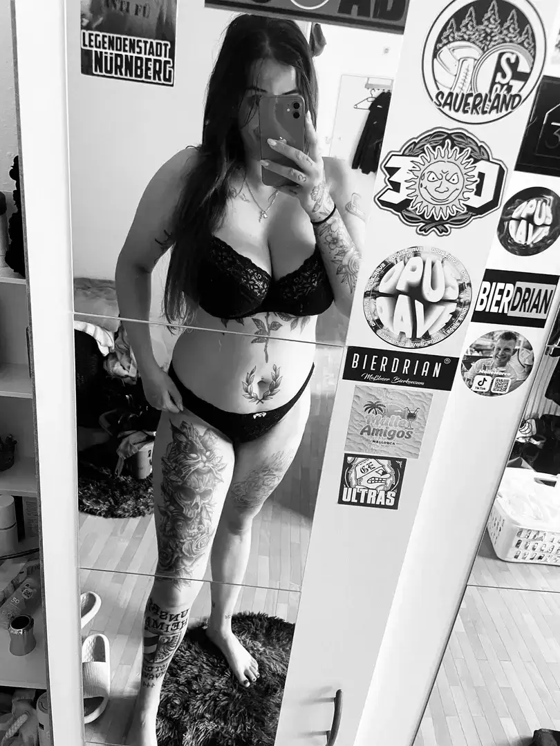 Jessiie_13 - Photo exclusive MYM 1 | French Modèles