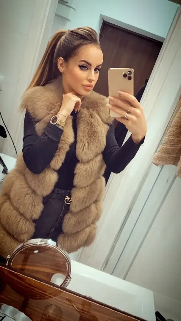 Claudi_aaa — média 9 | French Modèles