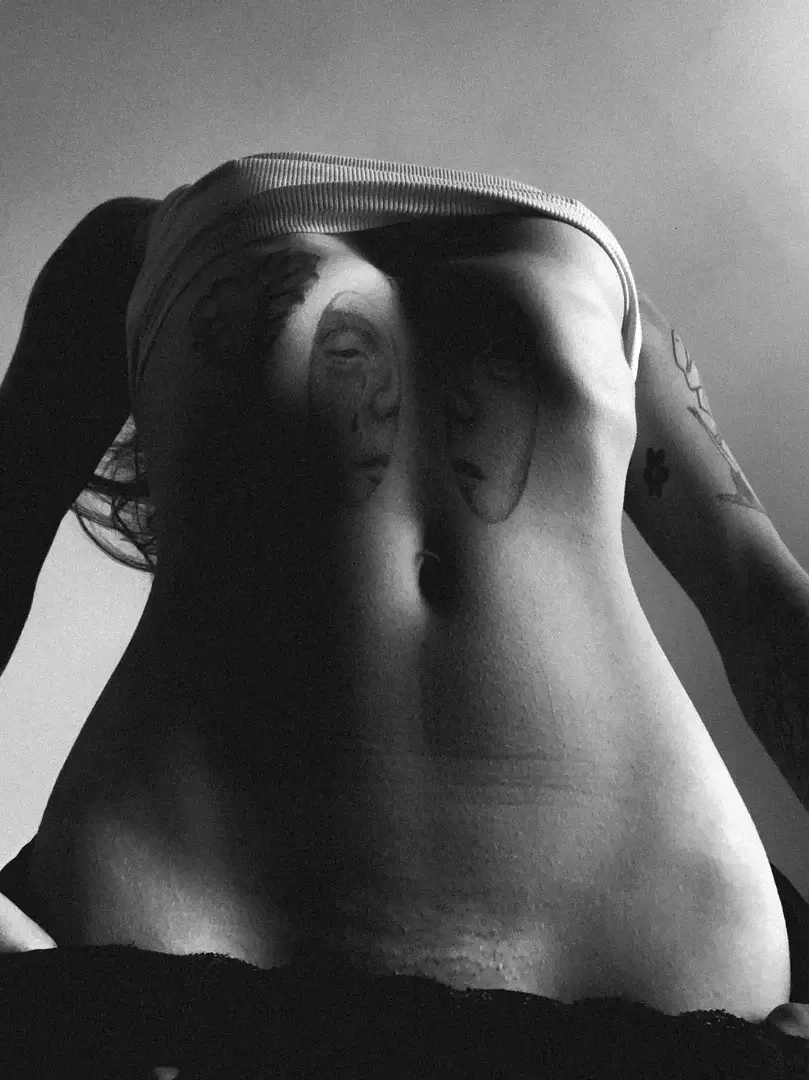 Leak & nude 5 — Camistoolate
