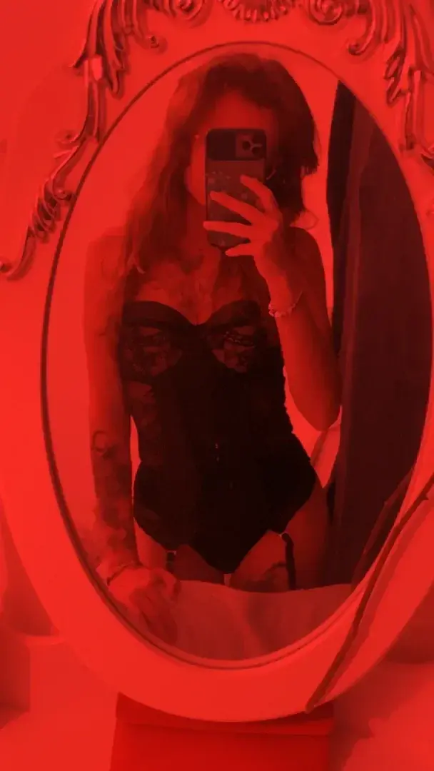 Leak & nude 7 — Smkalie