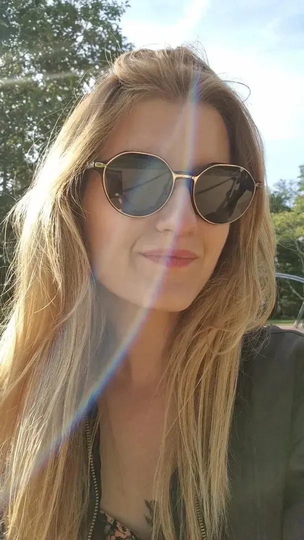 Jeanne24 - Photo exclusive MYM 4 | French Modèles
