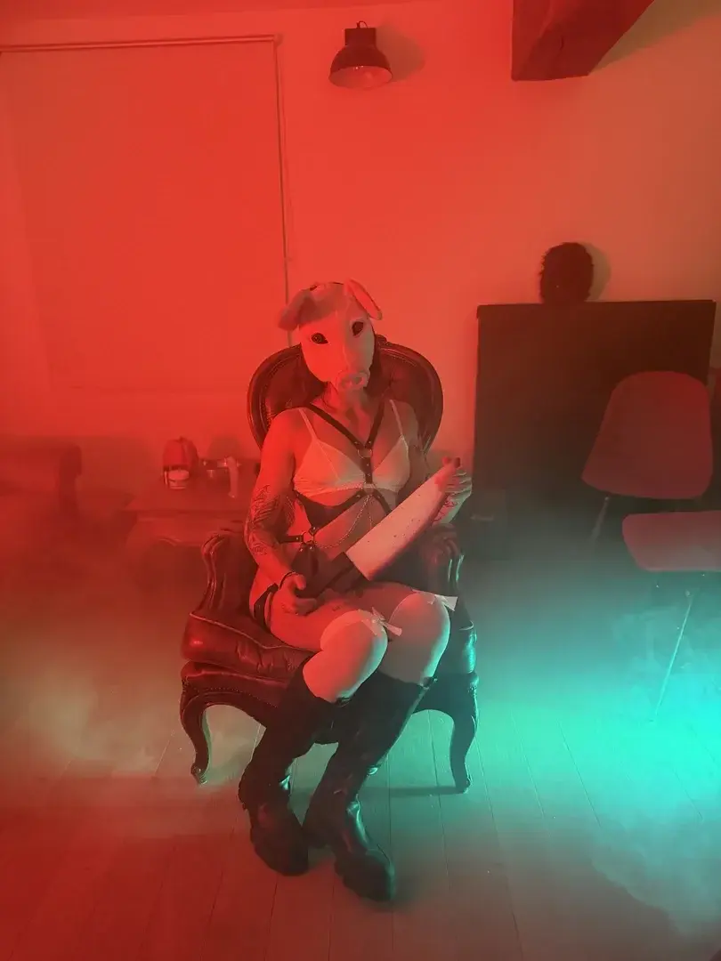 Leak public de Lizz_rmo — « 💝 Abonnement 100% gratuit avec le code : VIP » (nude) sur MYM