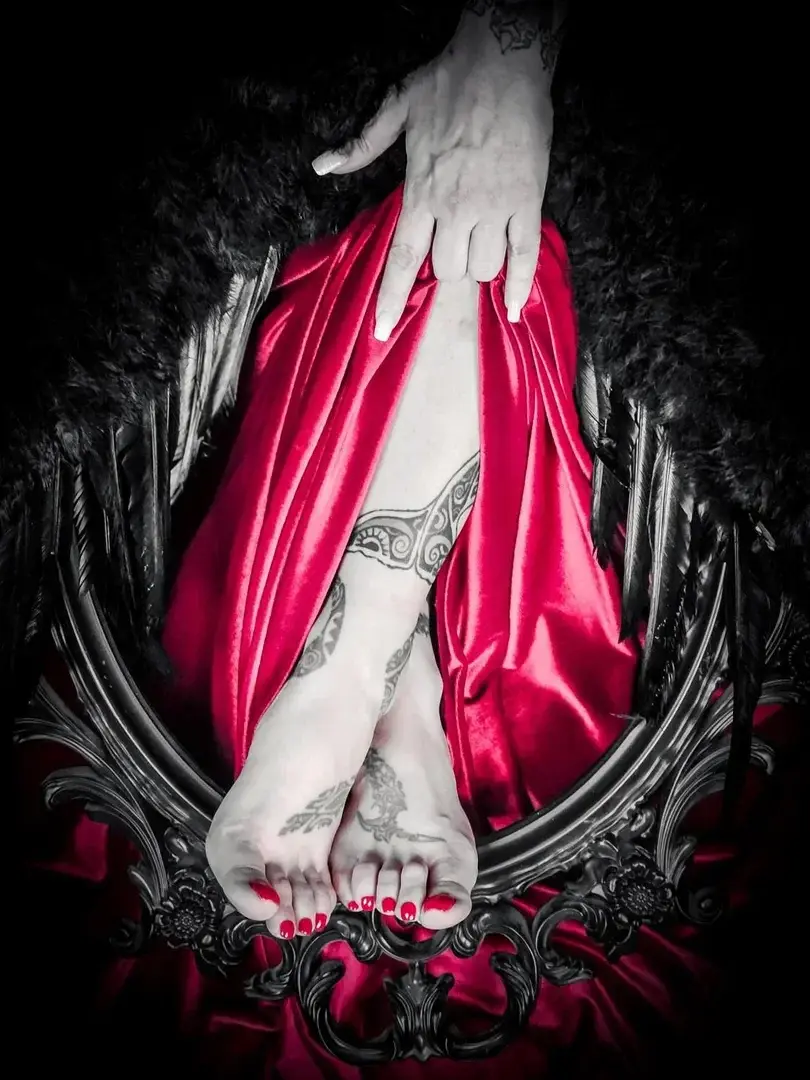 Leak & nude 6 — Sexyfeetart_tam