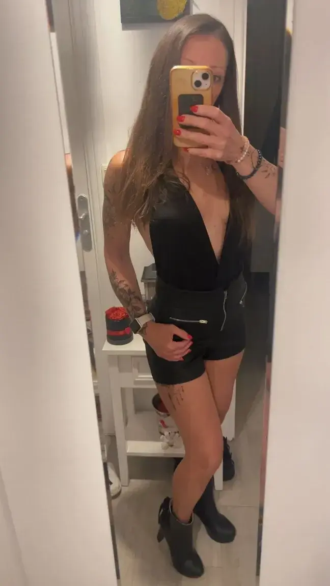 Kessy_0613 — média 9 | French Modèles