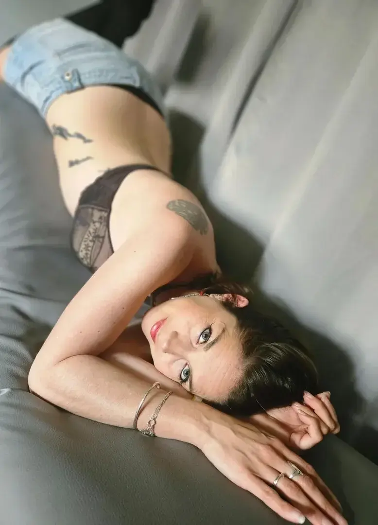 Leak & nude 3 — lolasexyfr