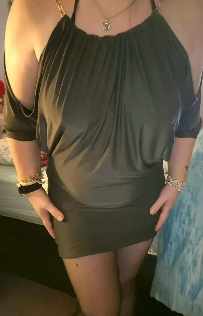 Si tu aimes les femmes mûres, gourmandes de plaisir et sans complexes, tu vas te régaler.😈🔥🔥