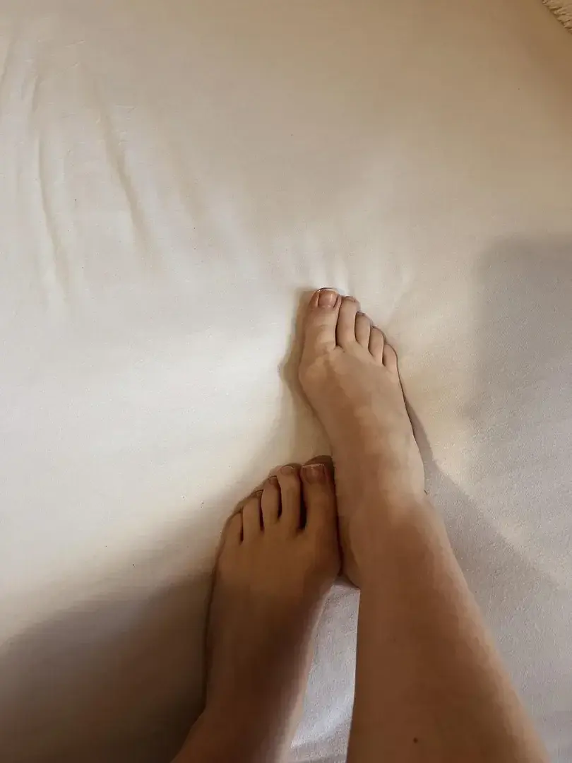 Photo de couverture de girlybabyfeet223