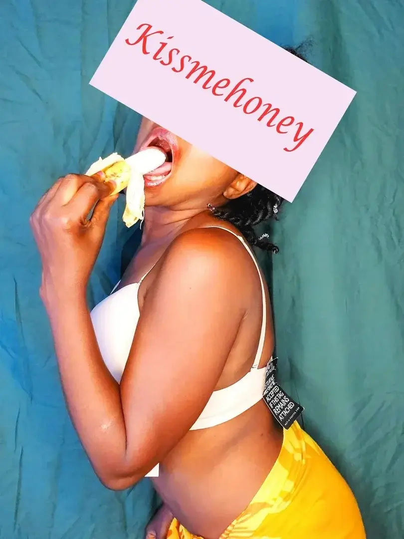 Leak & nude 17 — Kissmehoney