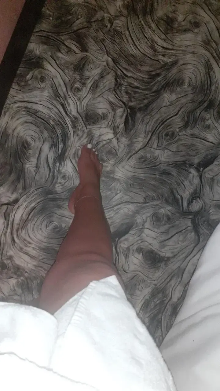 Leak & nude 3 — Uneconassefini