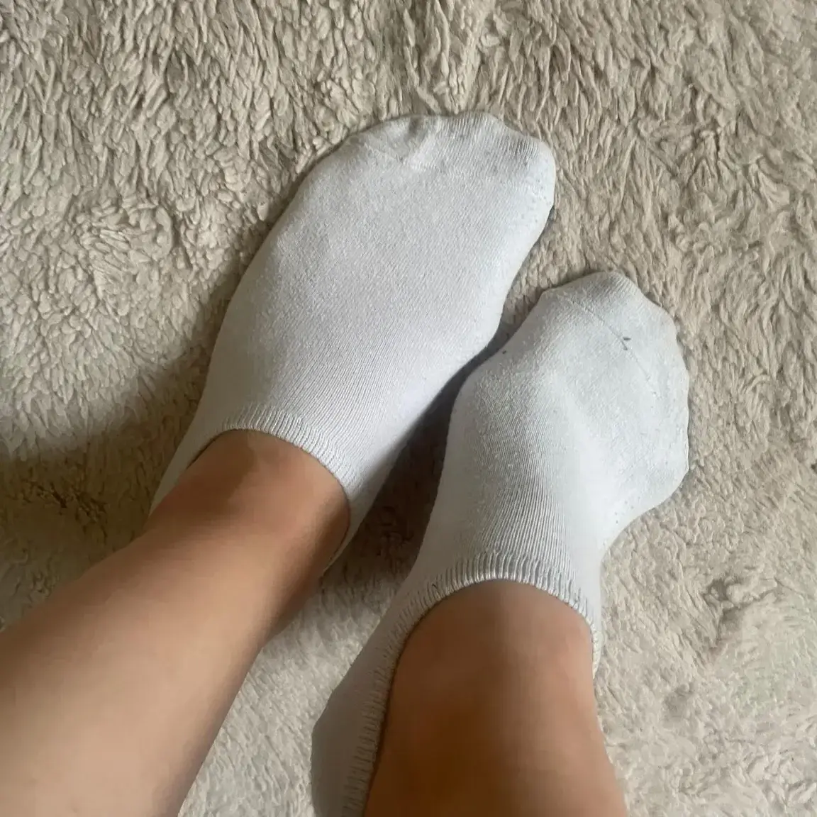 Leak & nude 3 — Feetgiiirl08