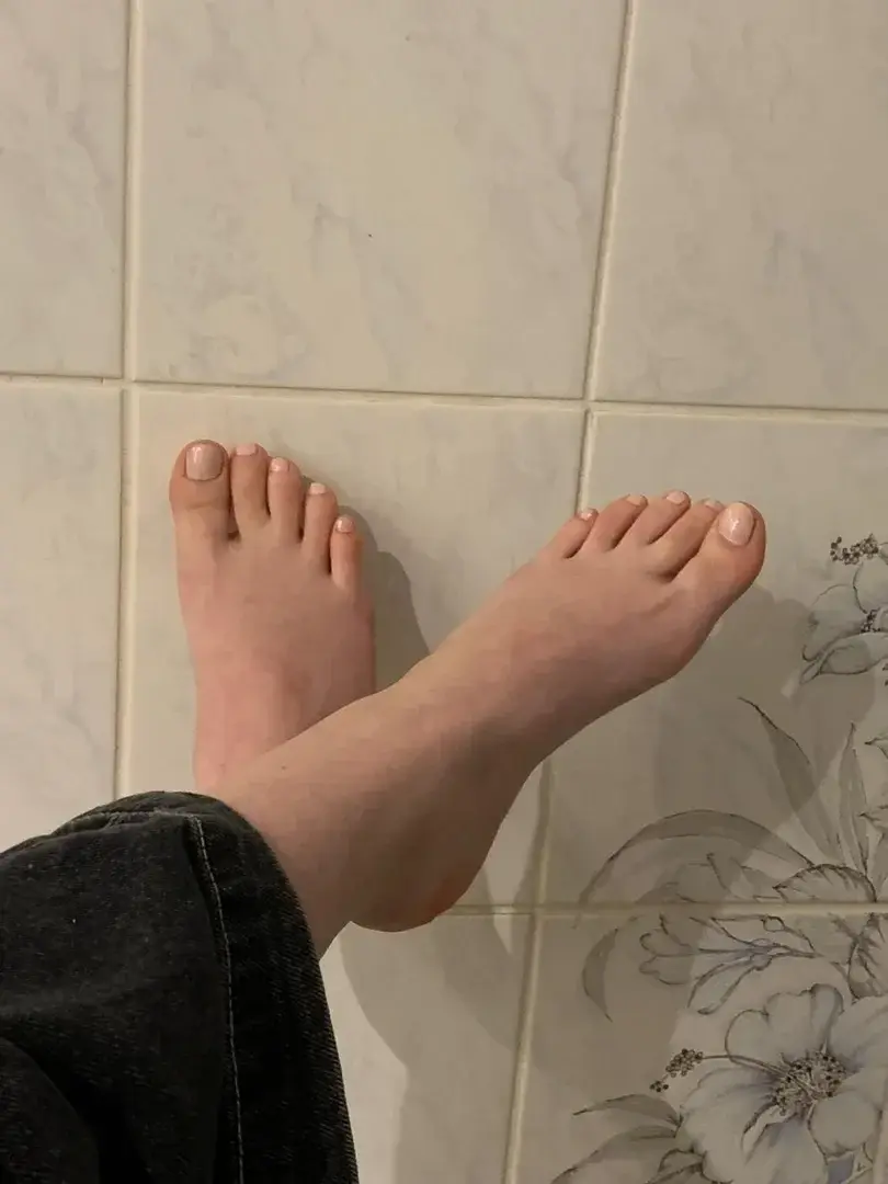 Leak & nude 2 — louise_pdt