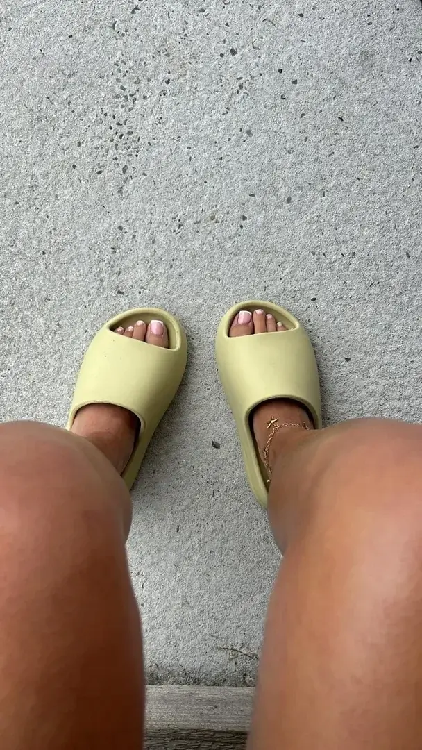 Leak & nude 1 — feetcr20