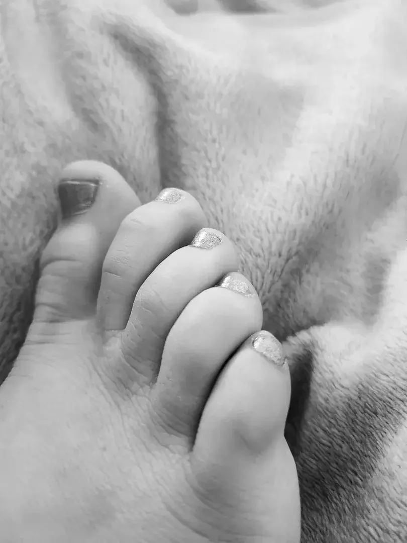 Leak & nude 2 — Pieds-fetiche