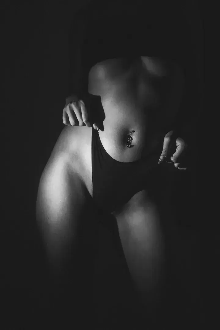 Thegirlbehindthegun - Photo exclusive MYM 12 | French Modèles