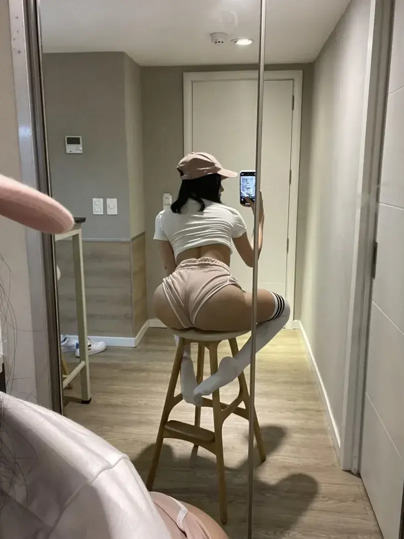 Leak & nude 1 — Sopalana