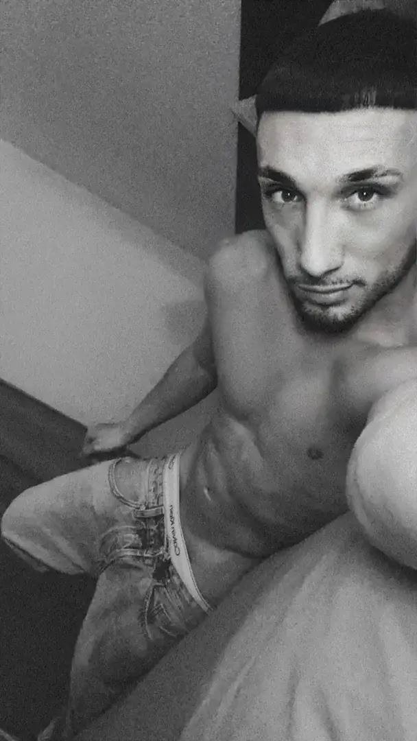 Leak & nude 2 — Jeansantiago