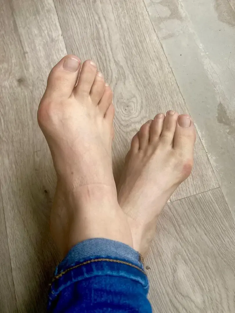 Leak & nude 1 — Halluxvalgusfeet
