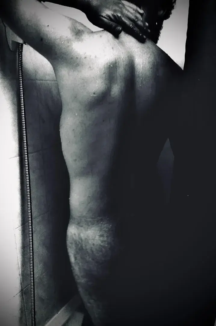 Leak & nude 1 — Darkange