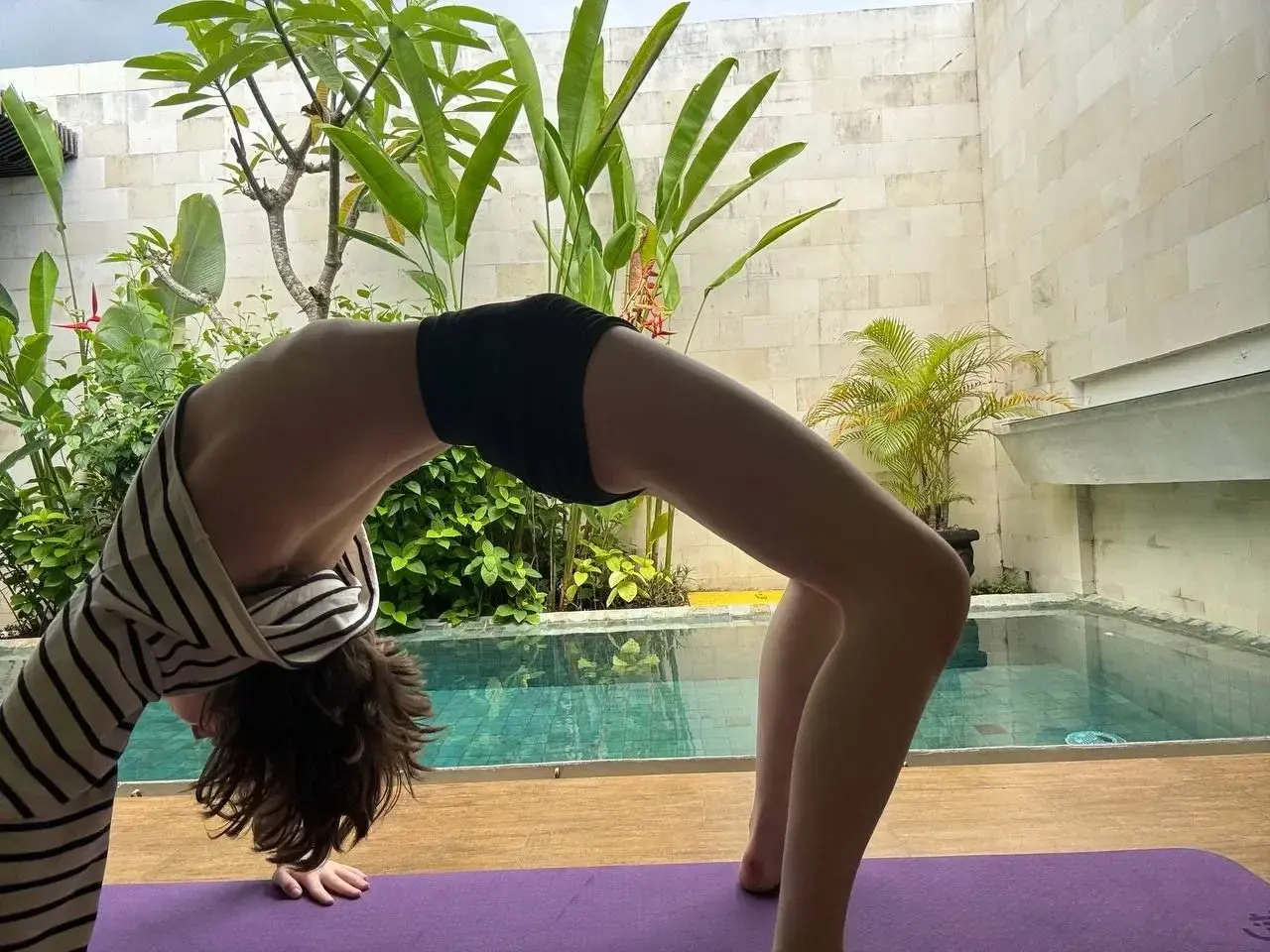 Leak public — Petitevanilla : « Si tu like mon abonnement sera gratuit hihi 🔞 » (Uncove) — pas un leak