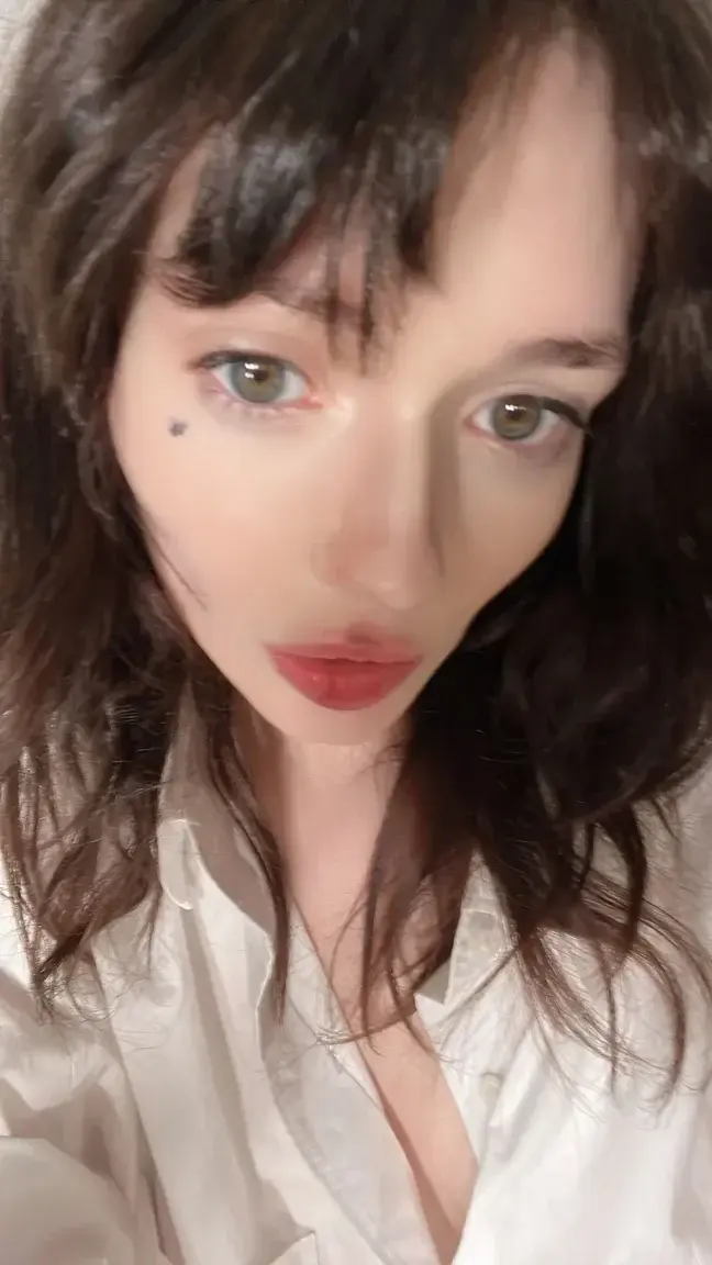 Leak & nude MYM — petitevanilla : « Mon profil t'attend, abo gratuit » (Uncove)