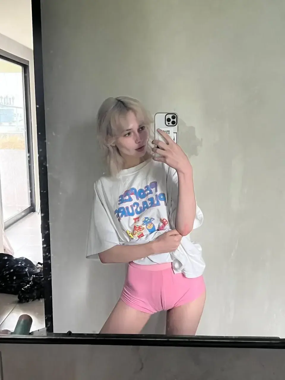 Leak & nude MYM — petitevanilla : « Abo gratuit, ca te dit ? » (Uncove)