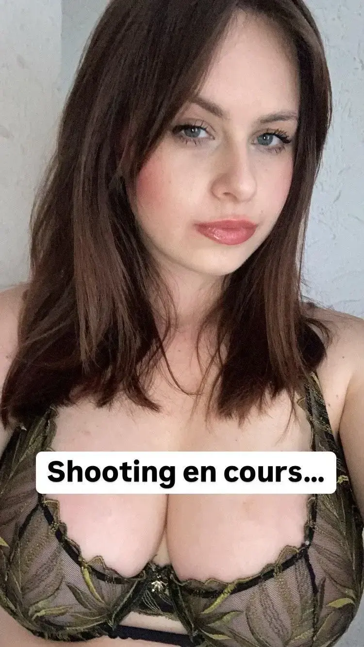 Leak & nude MYM — Venusnordique : « Shooting ce jeudi 📸 » (MYM)