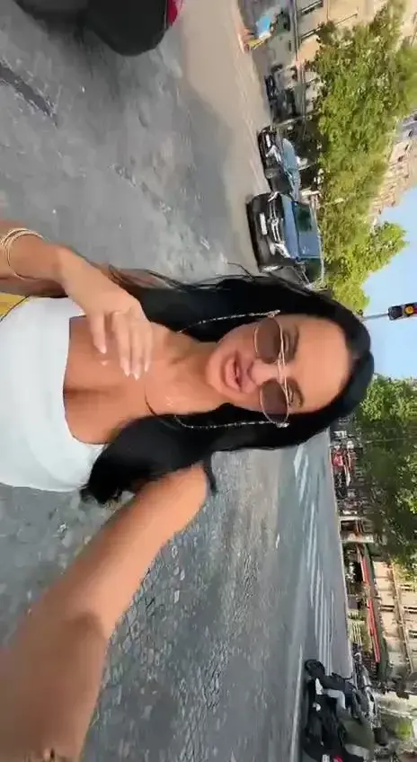 Page gratuite spéciale pour toi 😘