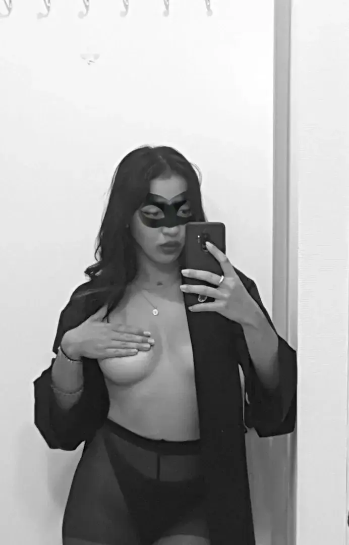 Leak & nude 3 — Molly_shellger