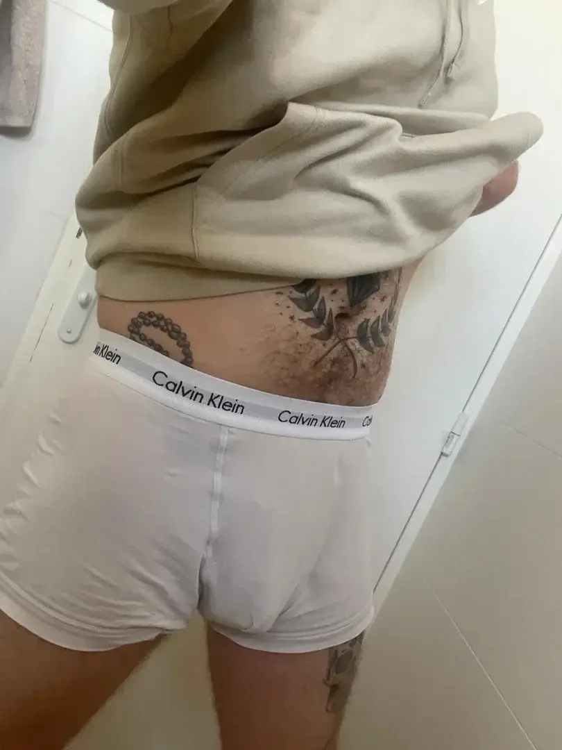 Leak & nude 1 — Boytattoo