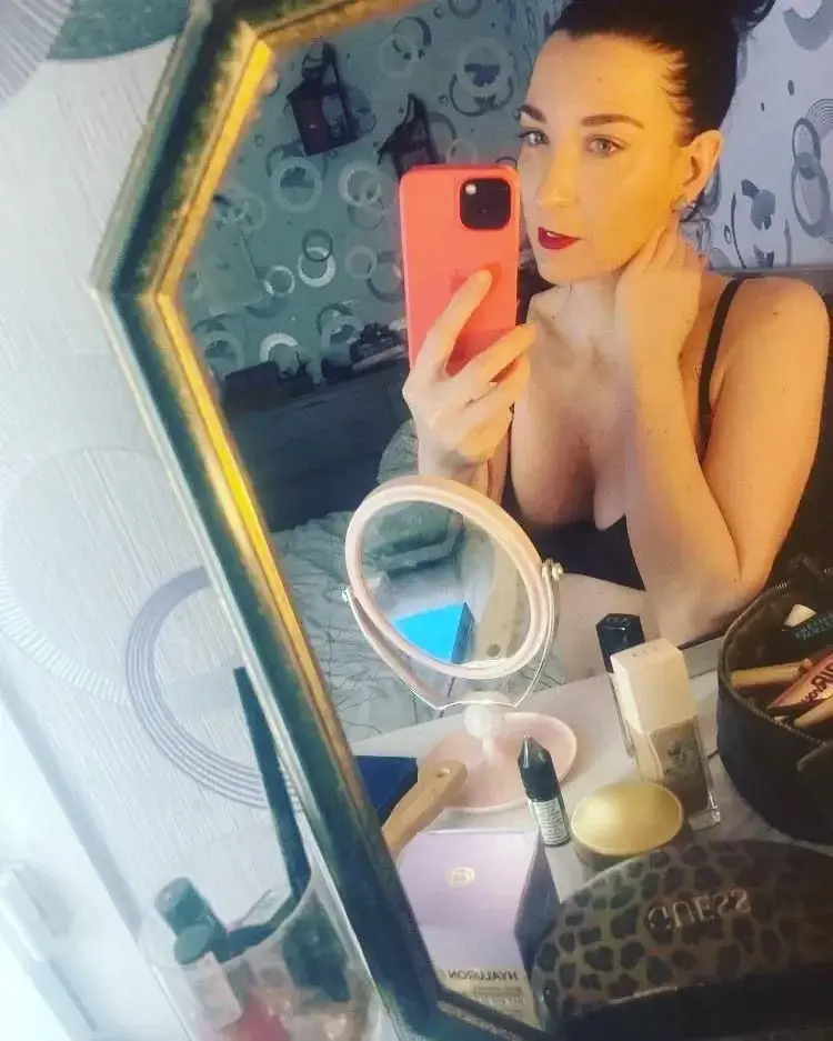 taniakiss - Photo exclusive MYM 2 | French Modèles