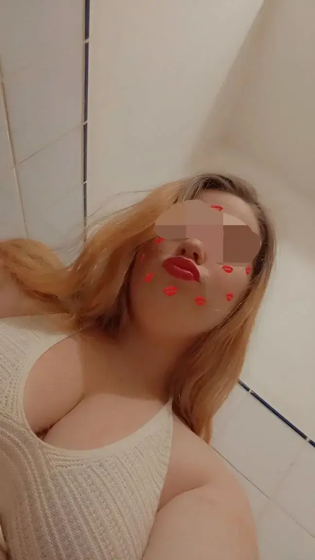 On voit pas trop mes seins?