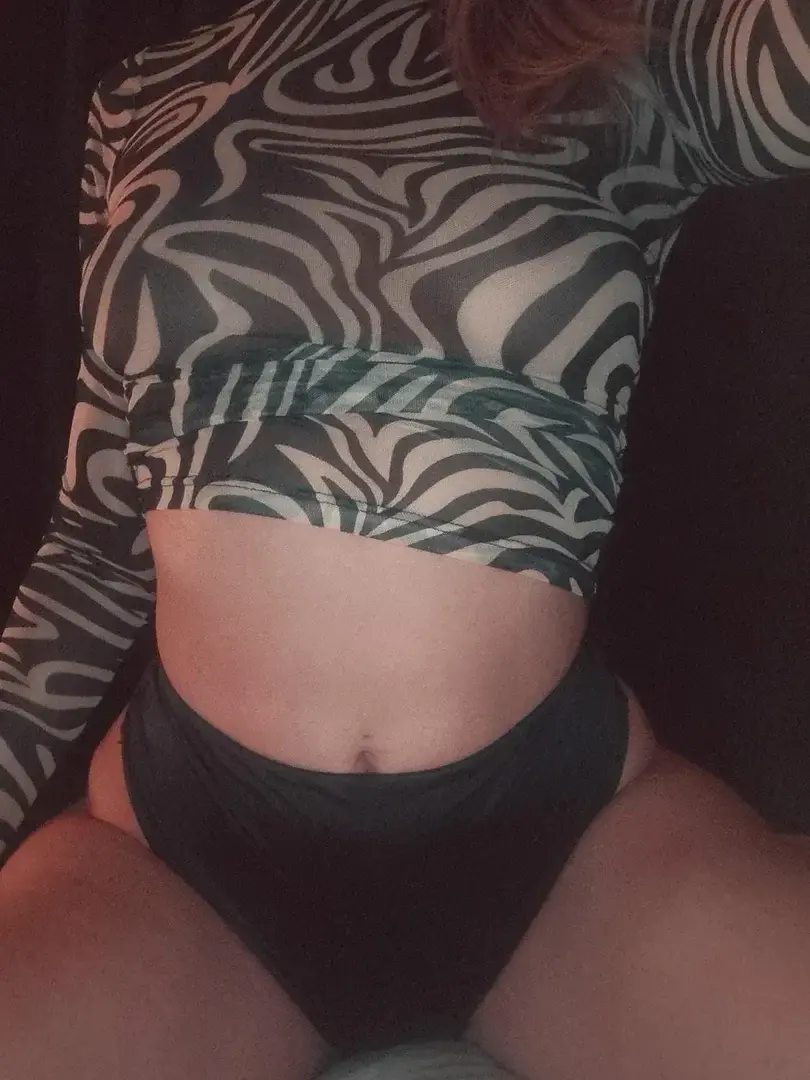 Leak & nude 4 — Vickysgambit