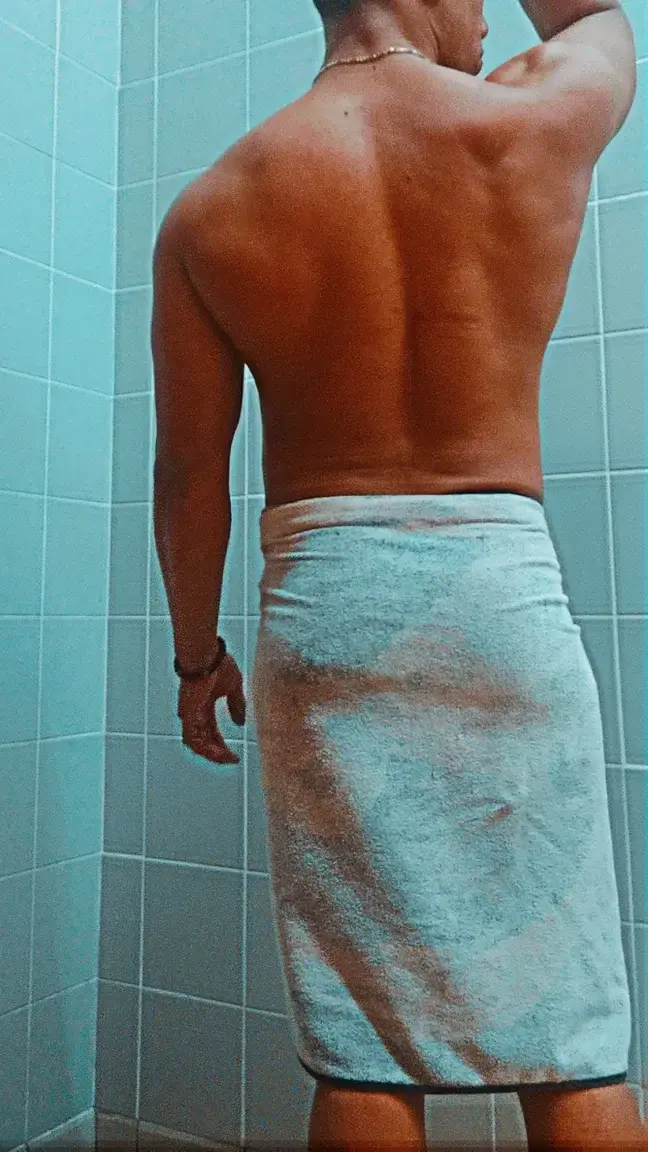 Leak & nude 2 — _limparfaits_