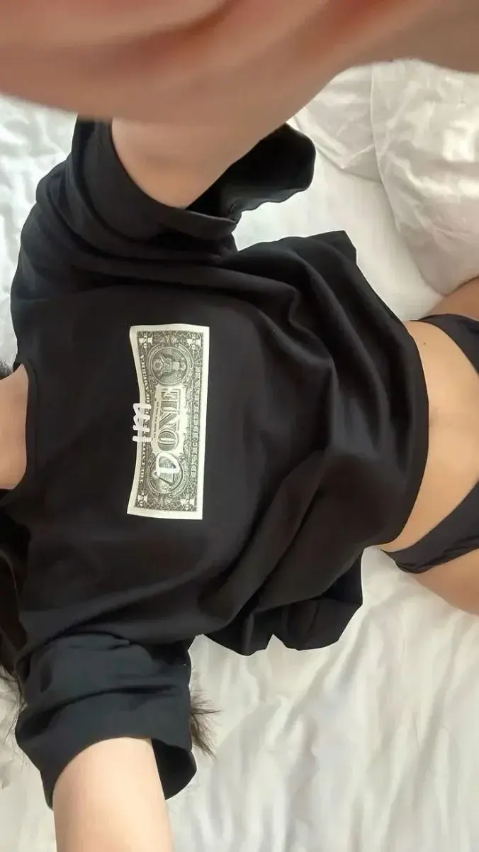 Leak & nude 2 — Lila_chaude_pourtoi