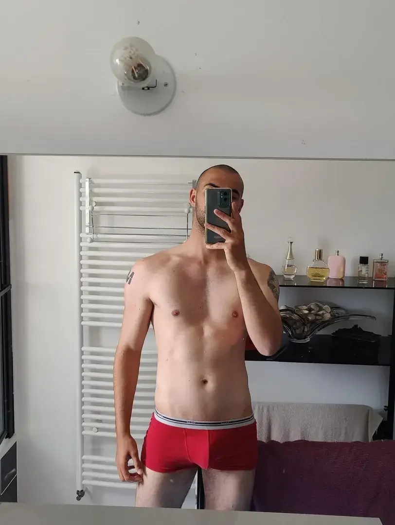 Leak & nude 2 — lesfousdelabaise
