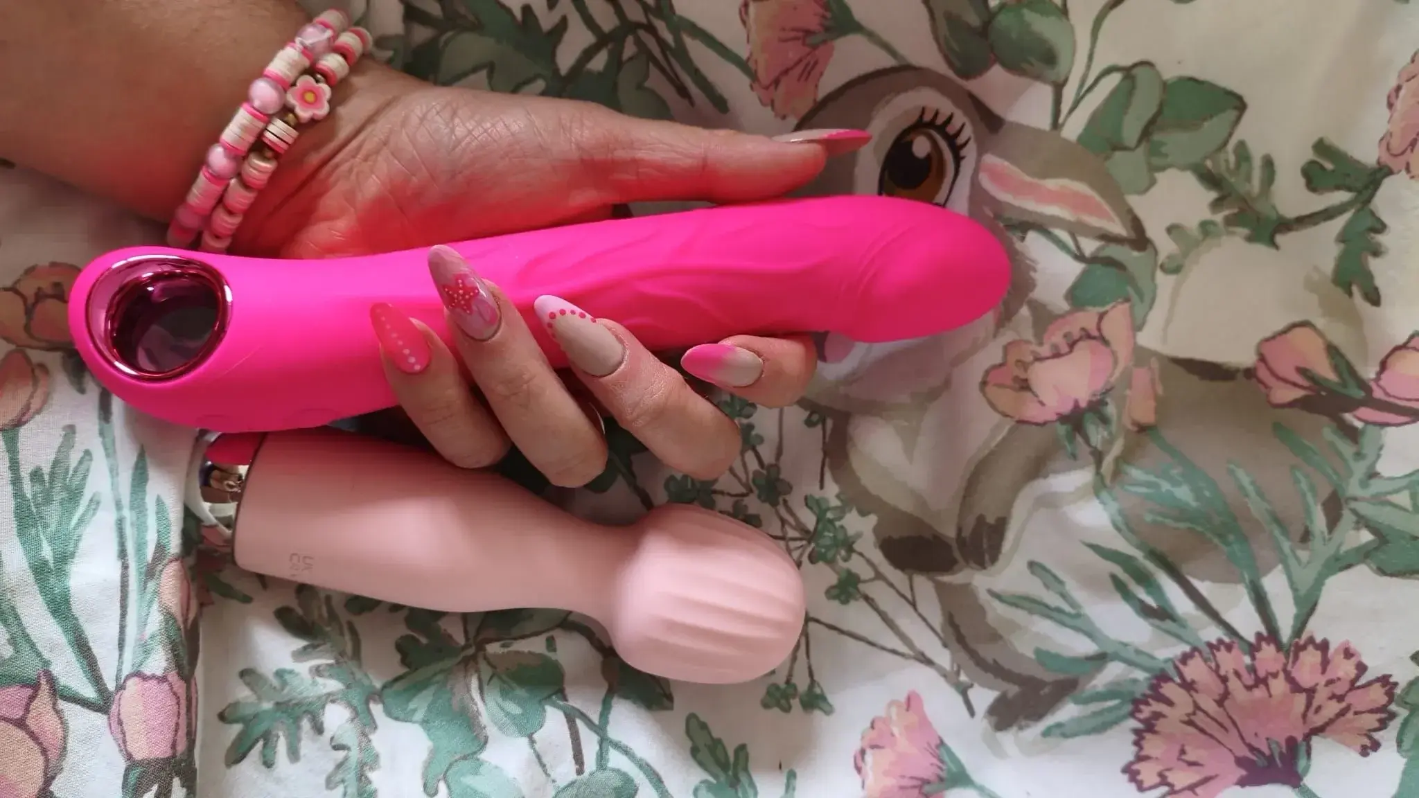 Leak & nude MYM — michana-lapine : « média » (MYM)