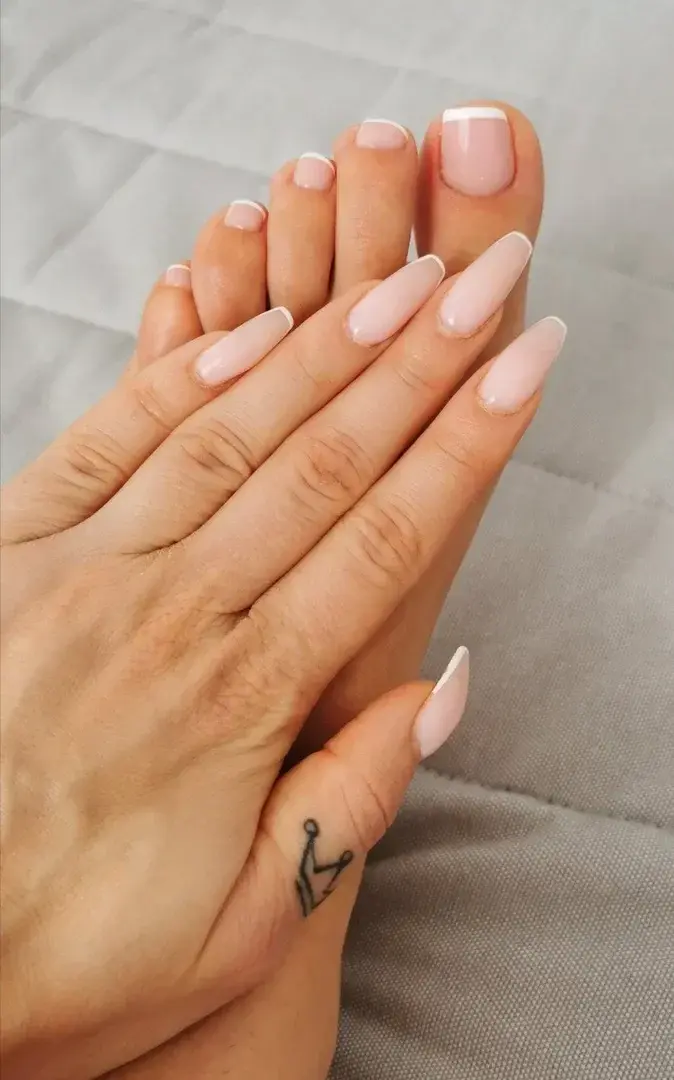 Leak & nude 5 — Lovesugar